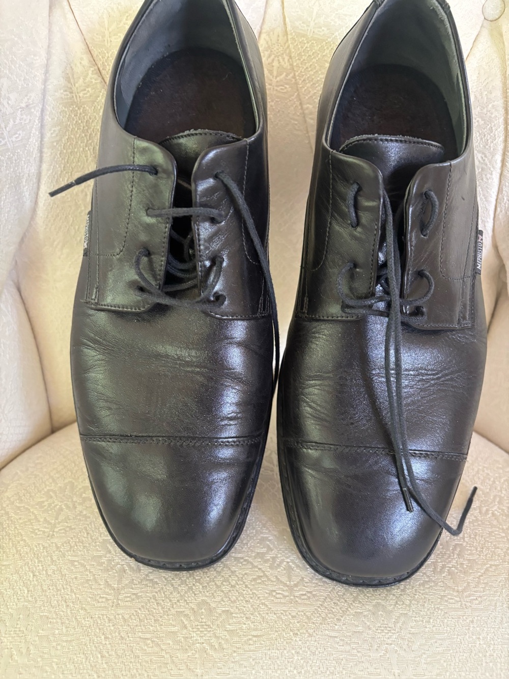 MEPHISTO. Melchior. Men's Black Leather Lace-Up Dress Shoes